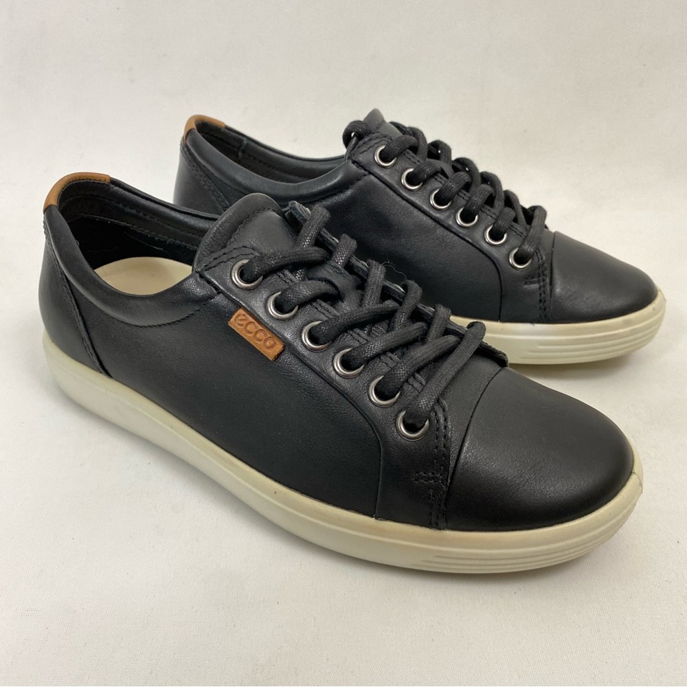 Ecco Black Low Top Women’s Sneakers Trainers 4 / 35 Lace Up Casual Comfort Shoes